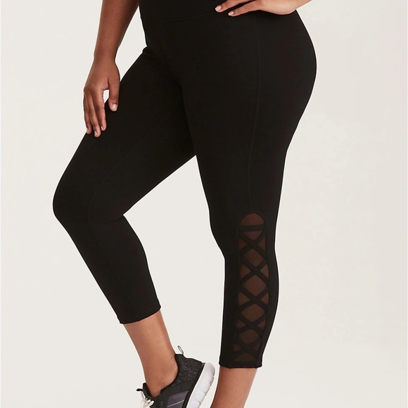 Torrid 4x Leggings Active Black Crop 